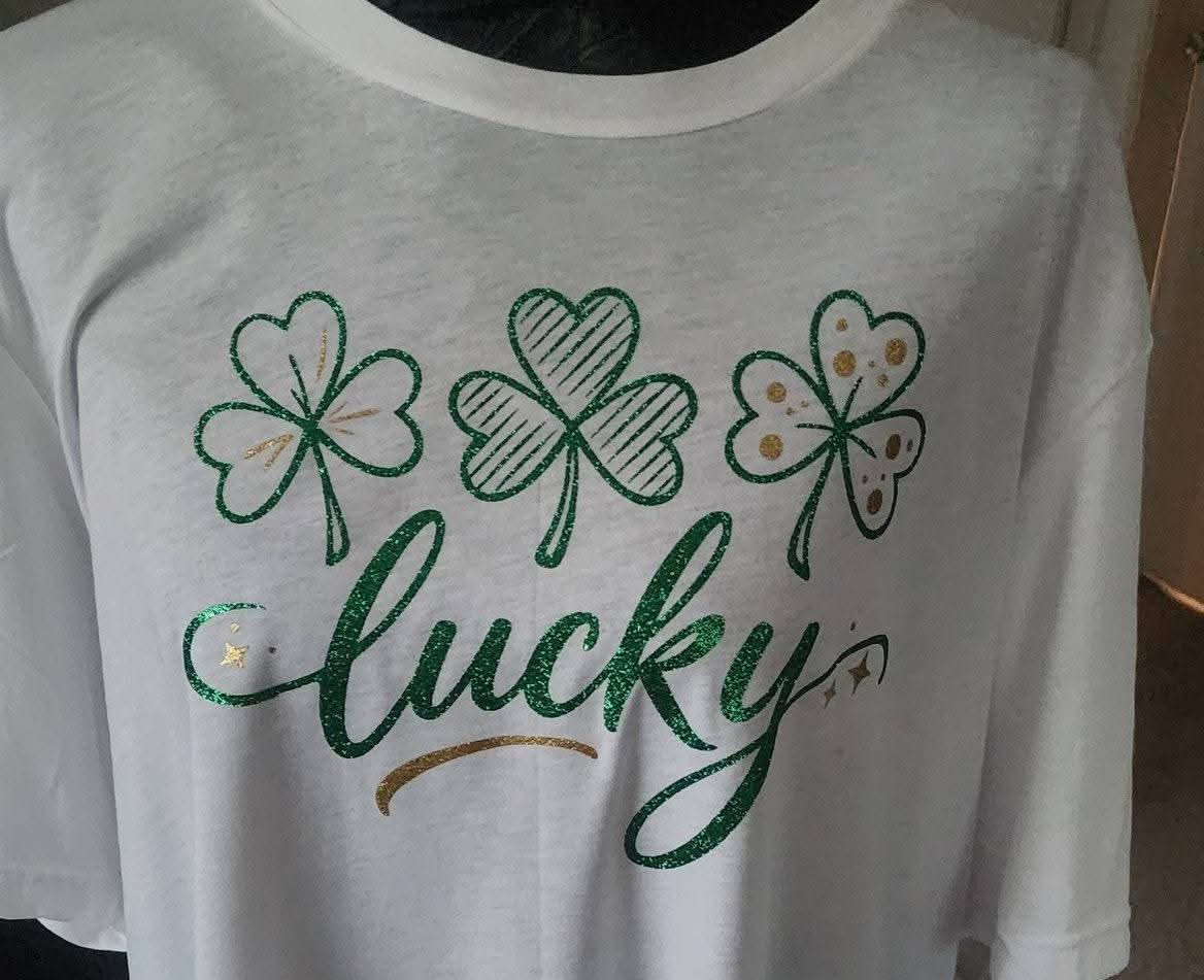 Chirts By Chele sample