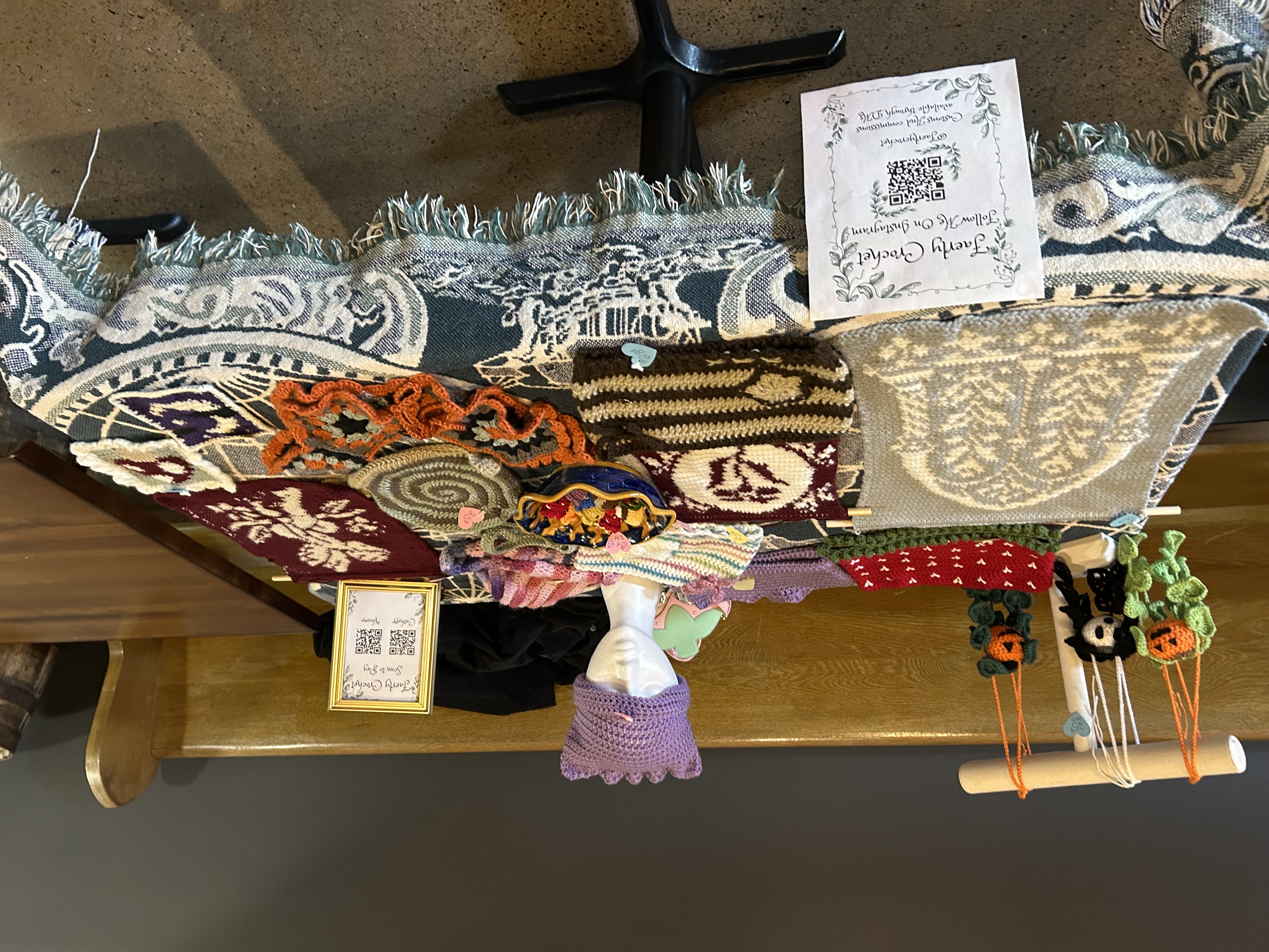 Faerlycrochet and StainedSolution sample