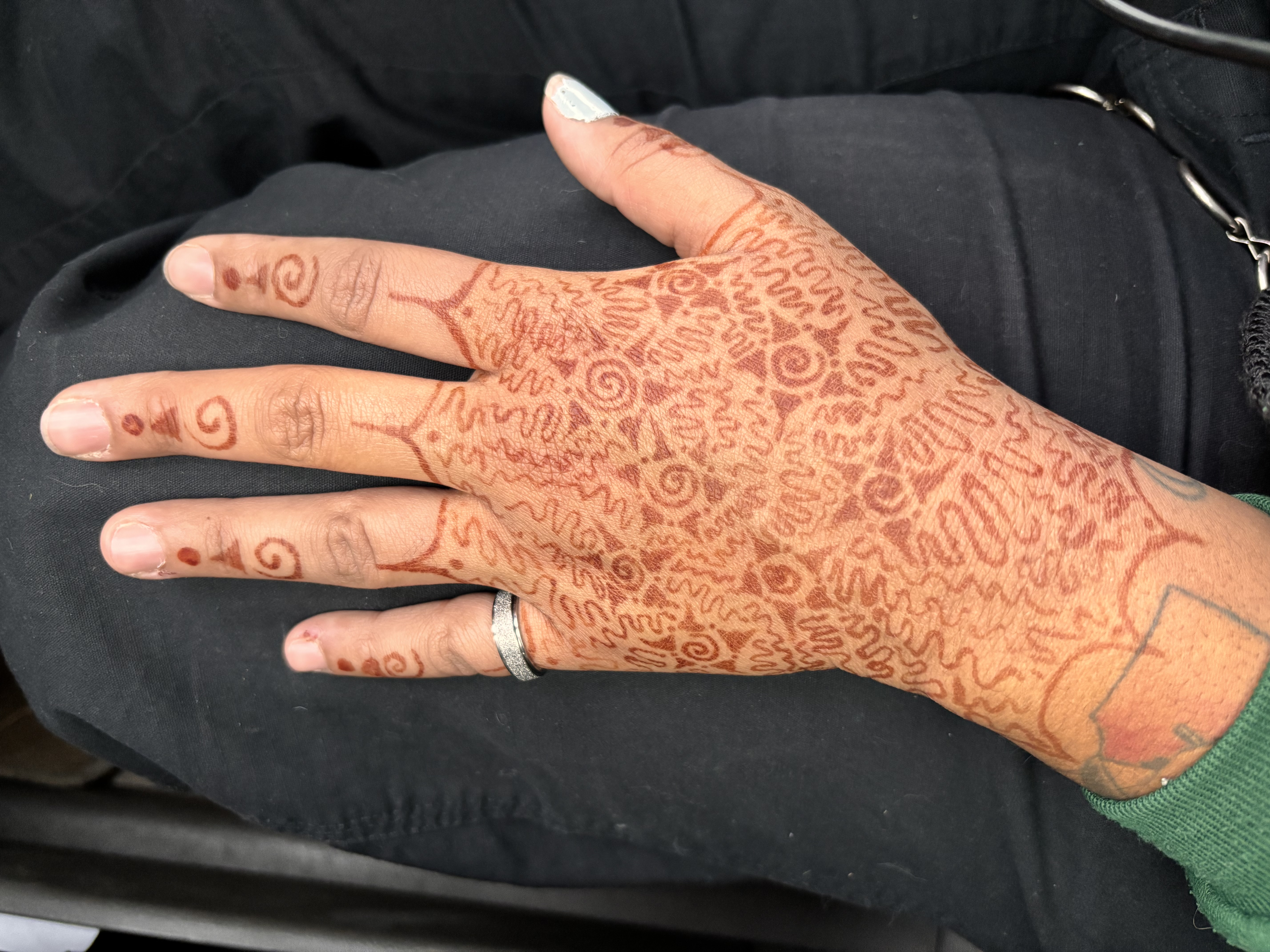 Mystic Sky Henna sample