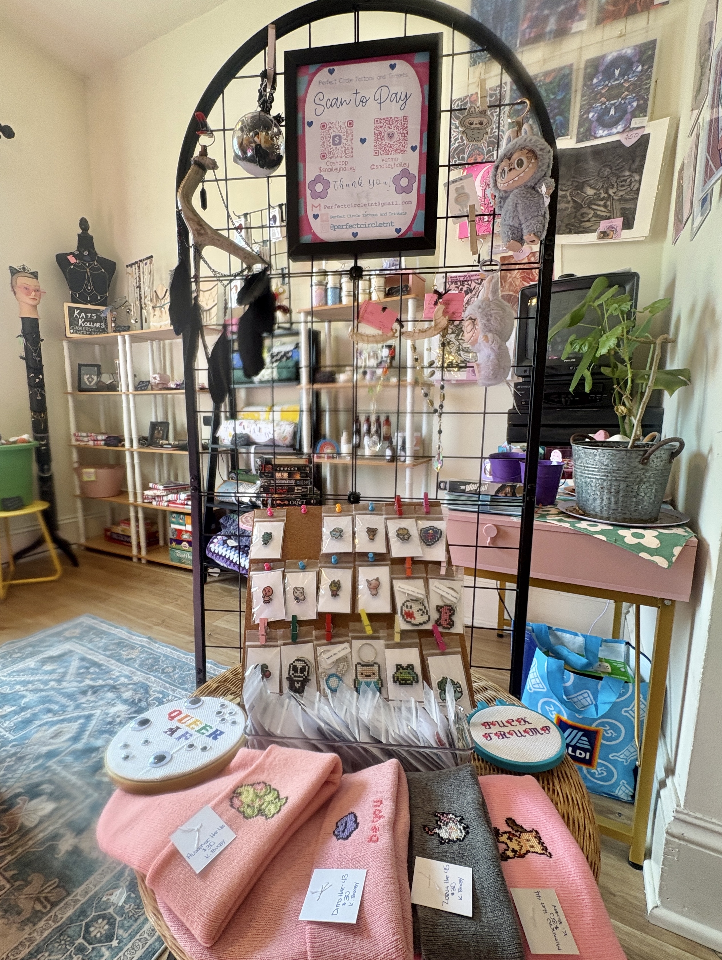 Perfect Circle Tattoos and Trinkets sample