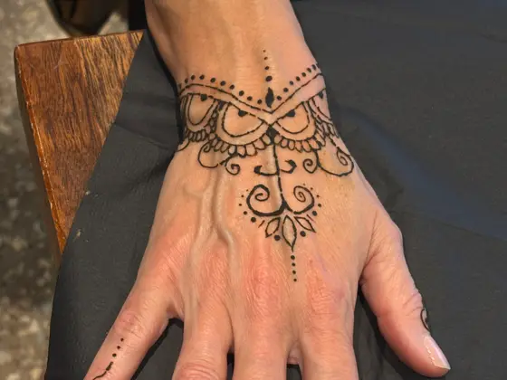 Mystic Sky Henna image 3